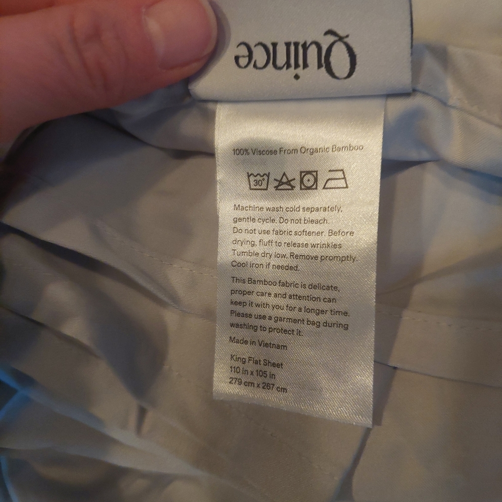 NWOT! Quince Organic Bamboo Mist Flat Sheet Only! King (220) - Picture 4 of 5